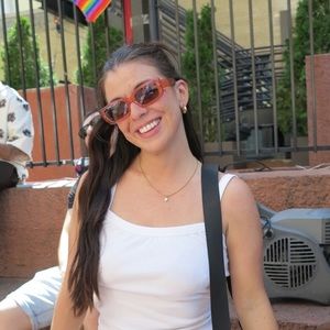 Meet your Posher, Suzel